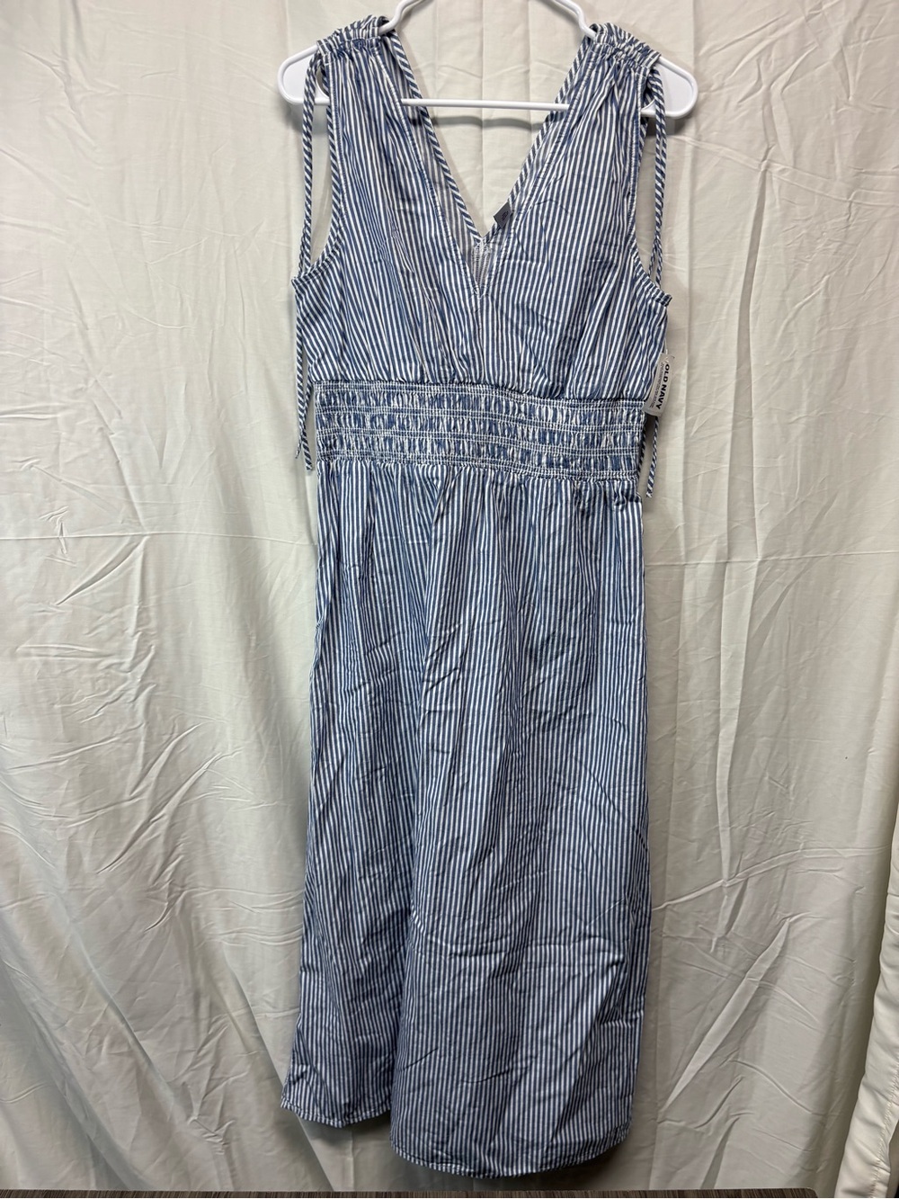 Old Navy NWT Size Medium Fit & Flare Blue and White Striped Dress